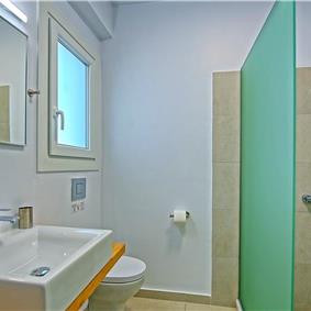 4 bedroom villa with pool and sea view in Perithia, Corfu, sleeps 9